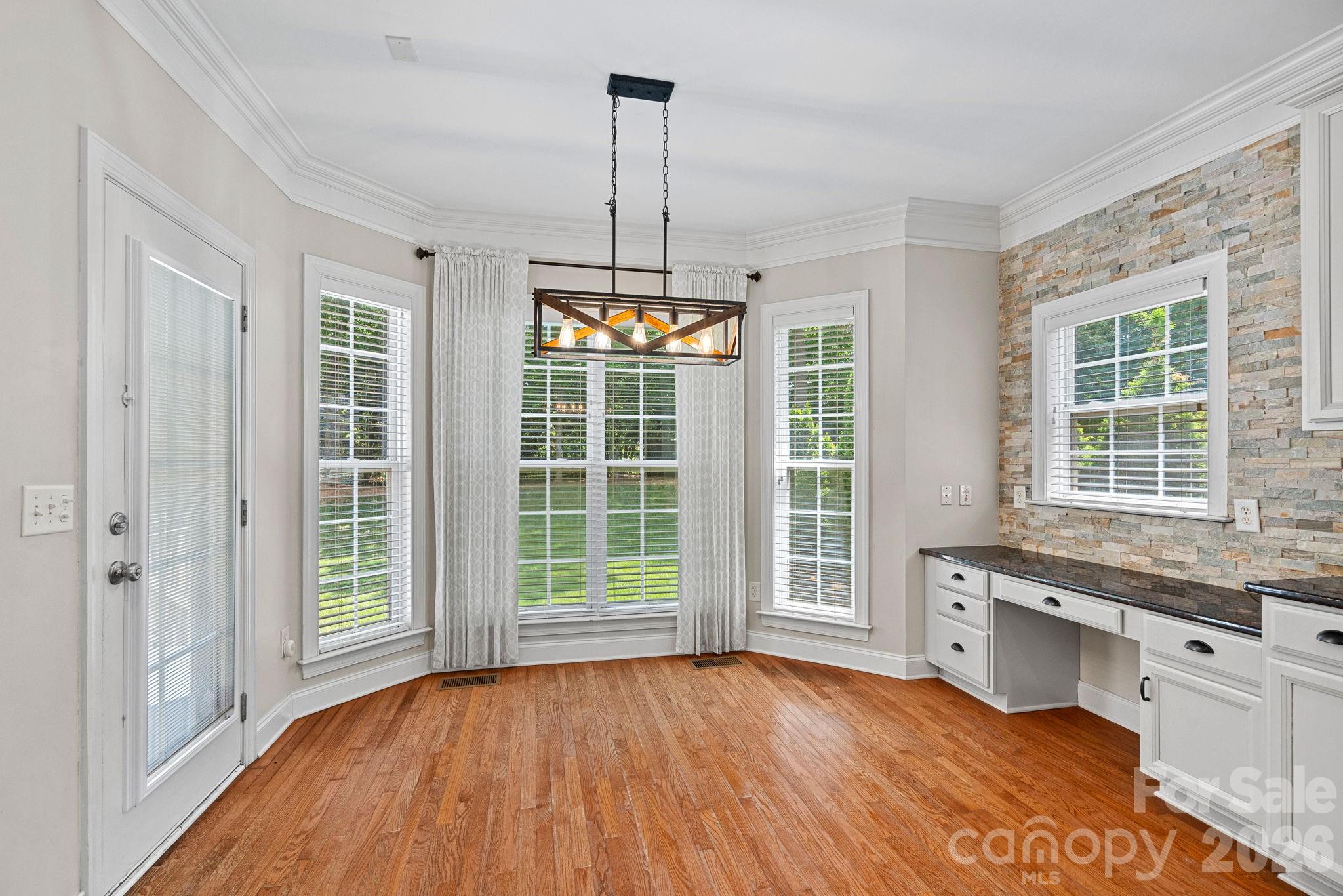 11215 Warfield Avenue Property Photo 8
