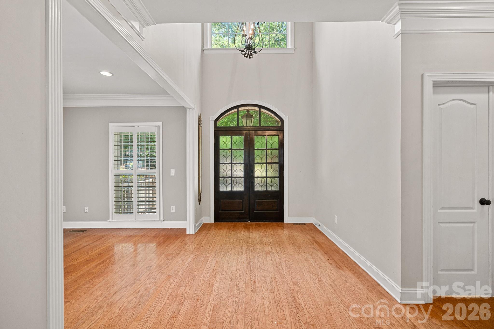 11215 Warfield Avenue Property Photo 9