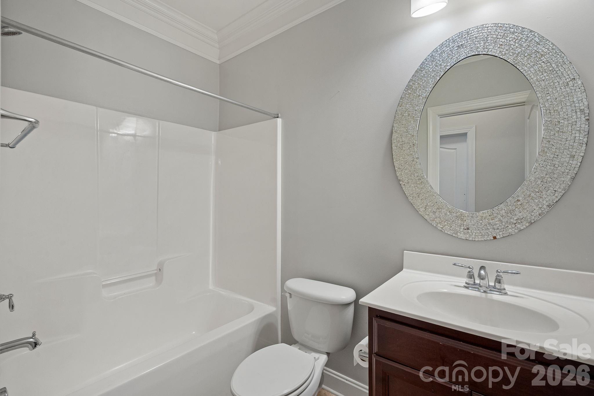 11215 Warfield Avenue Property Photo 20