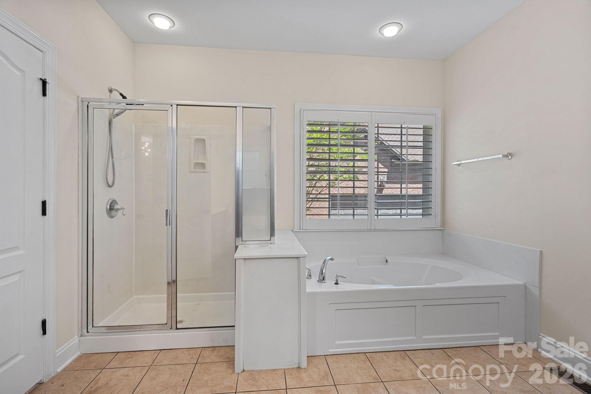 11215 Warfield Avenue Property Photo 26