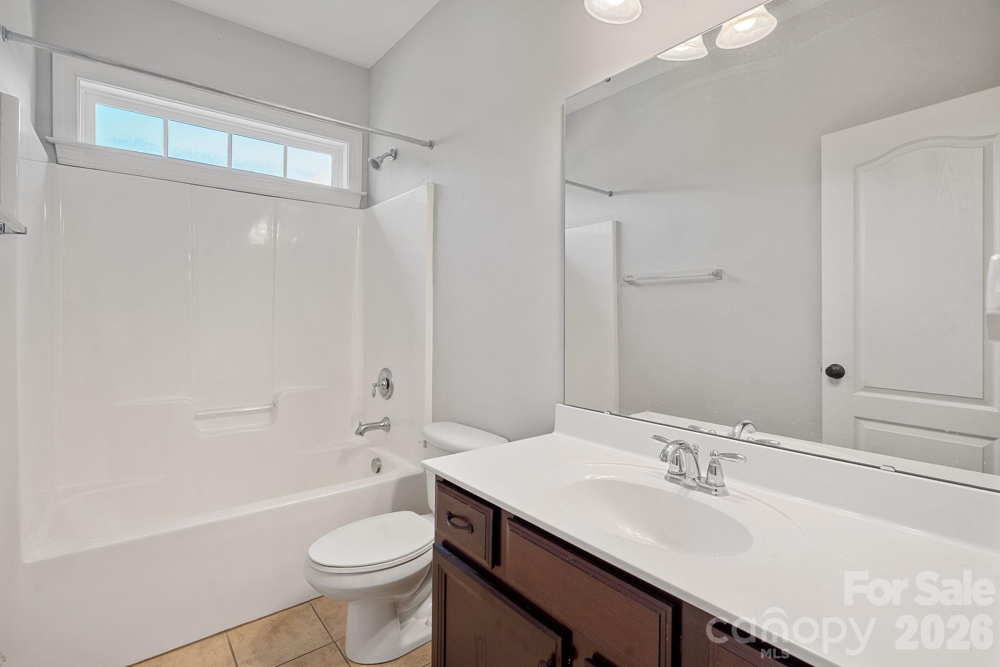 11215 Warfield Avenue Property Photo 34