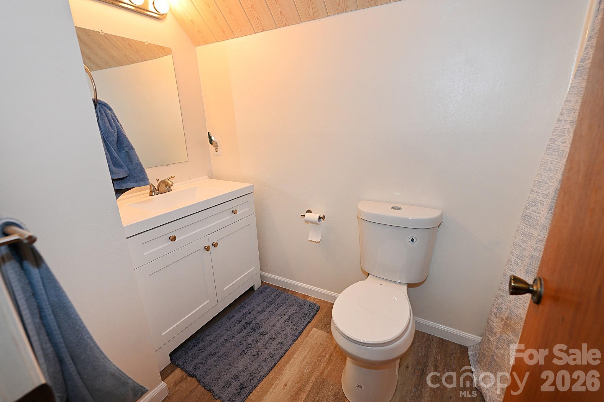 86 King Arthurs Court Property Photo 30
