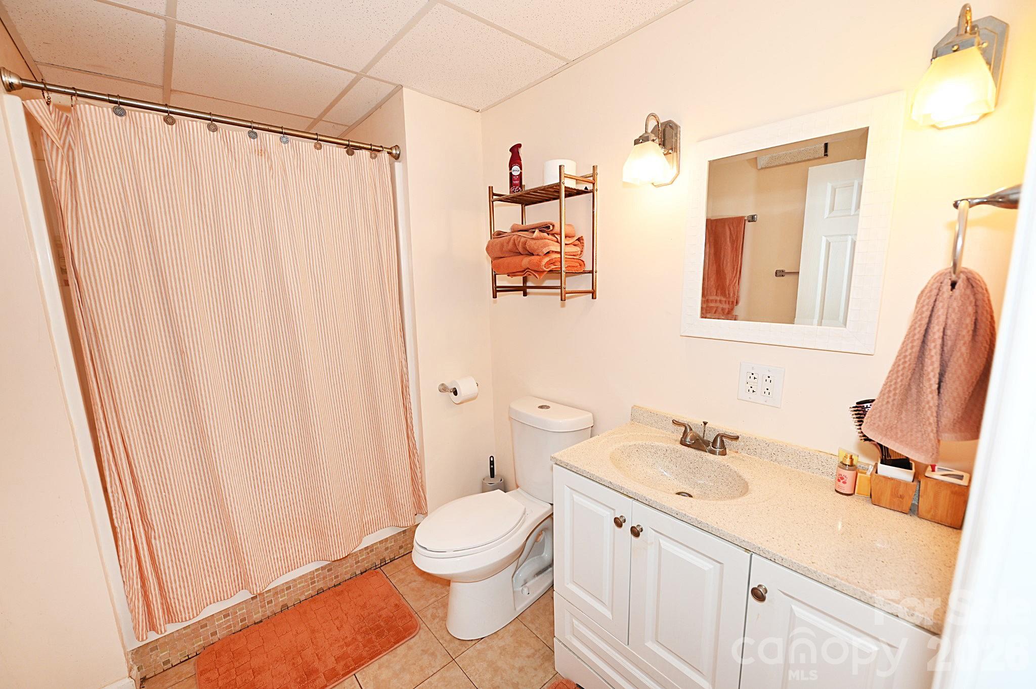 86 King Arthurs Court Property Photo 37