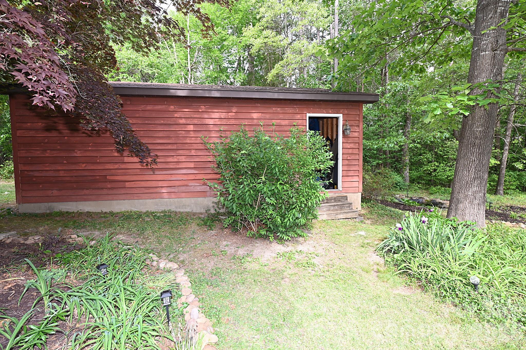 86 King Arthurs Court Property Photo 39