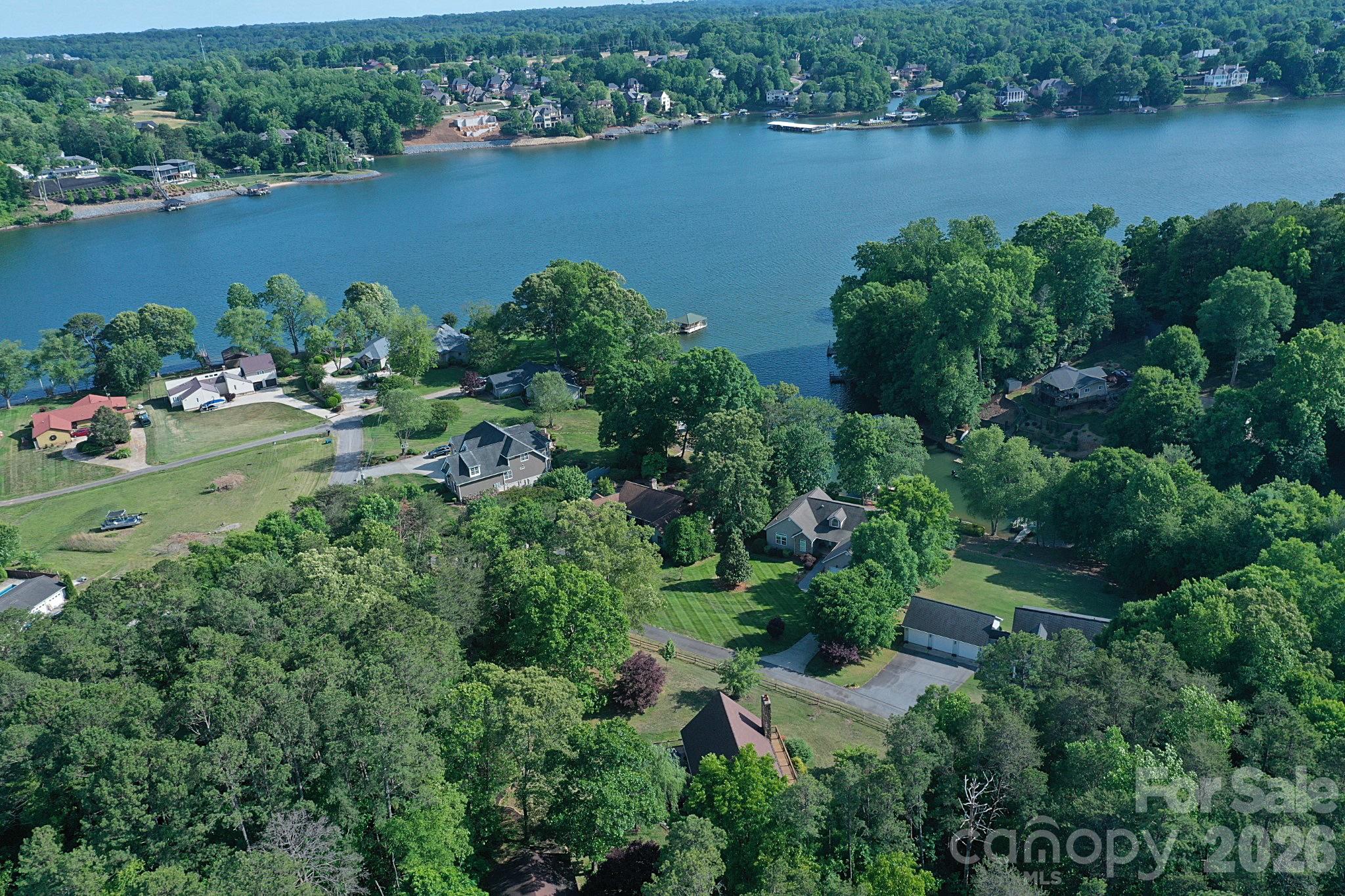 86 King Arthurs Court Property Photo 46