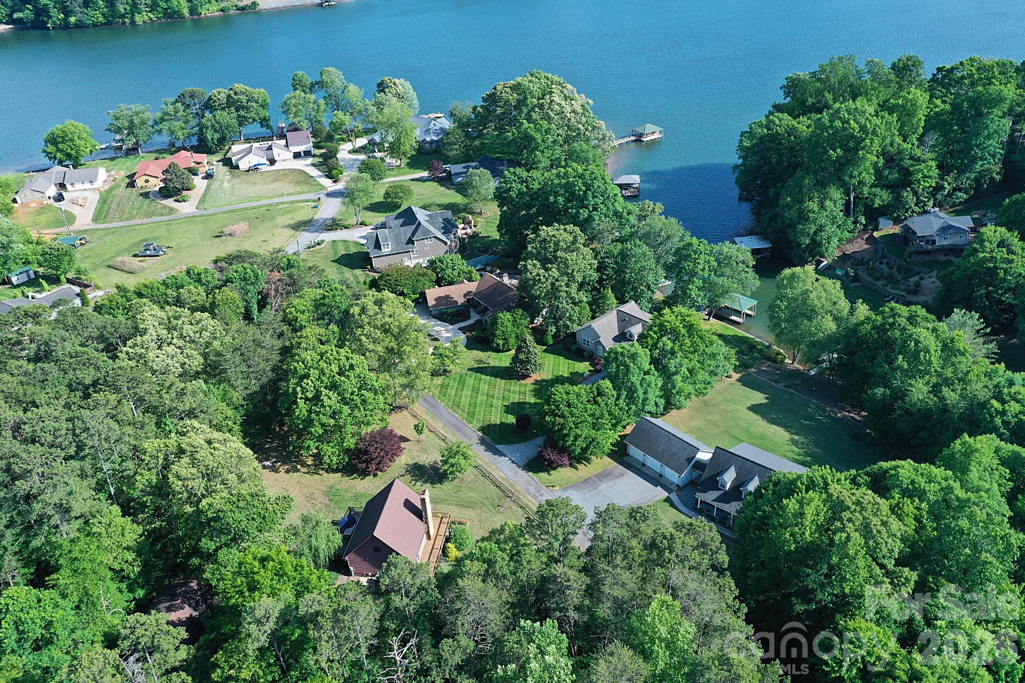86 King Arthurs Court Property Photo 47