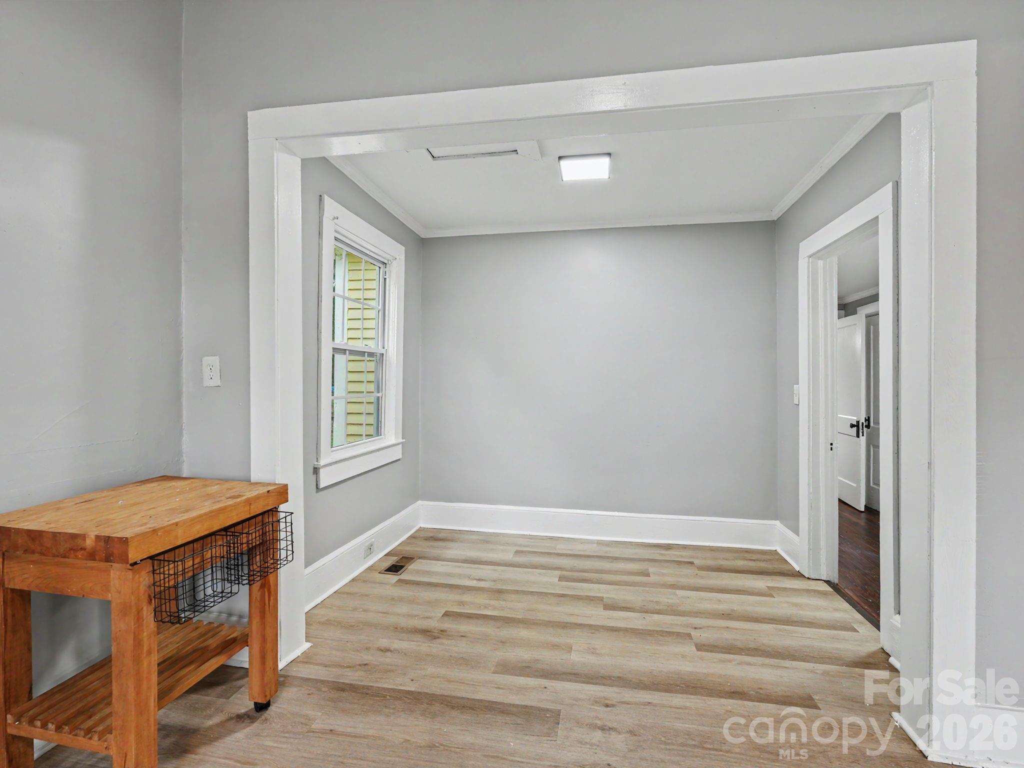 305 N White Street Property Photo 23