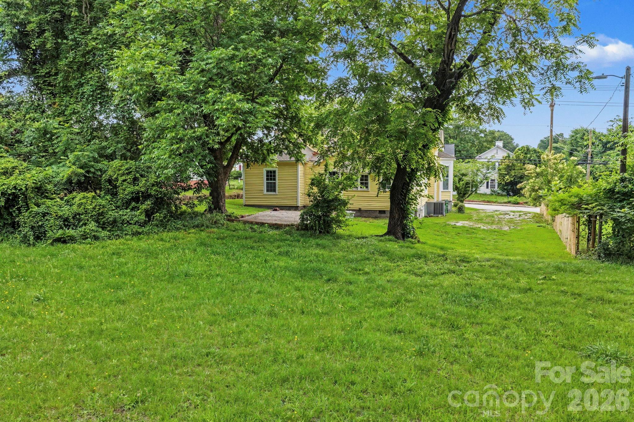 305 N White Street Property Photo 46