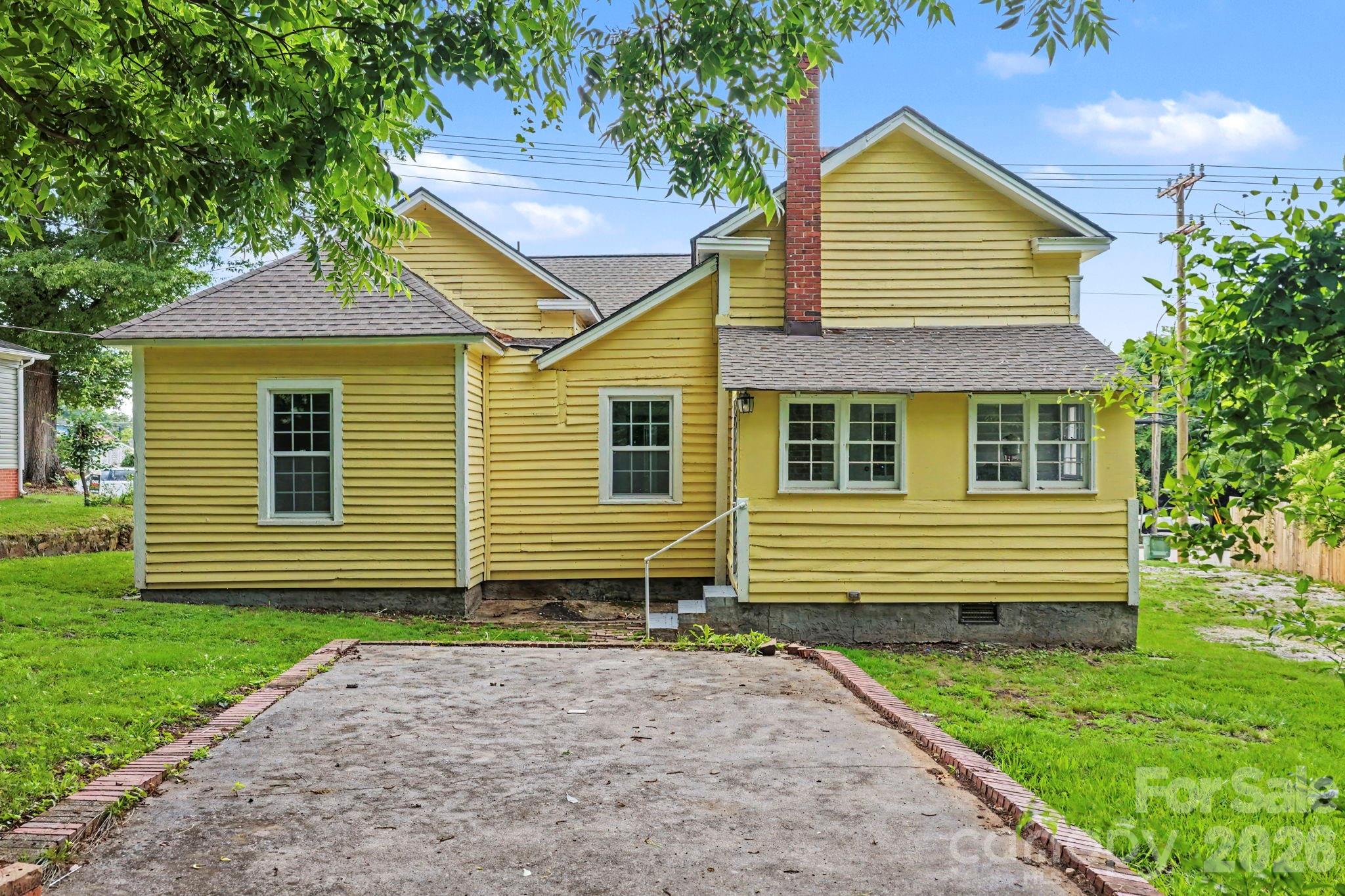 305 N White Street Property Photo 47