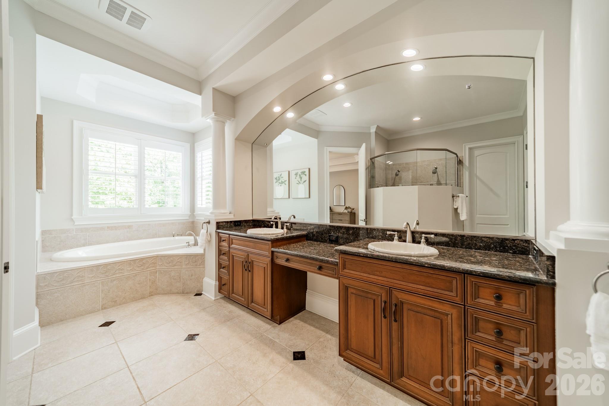 106 Hadley Harbor Court Property Photo 11