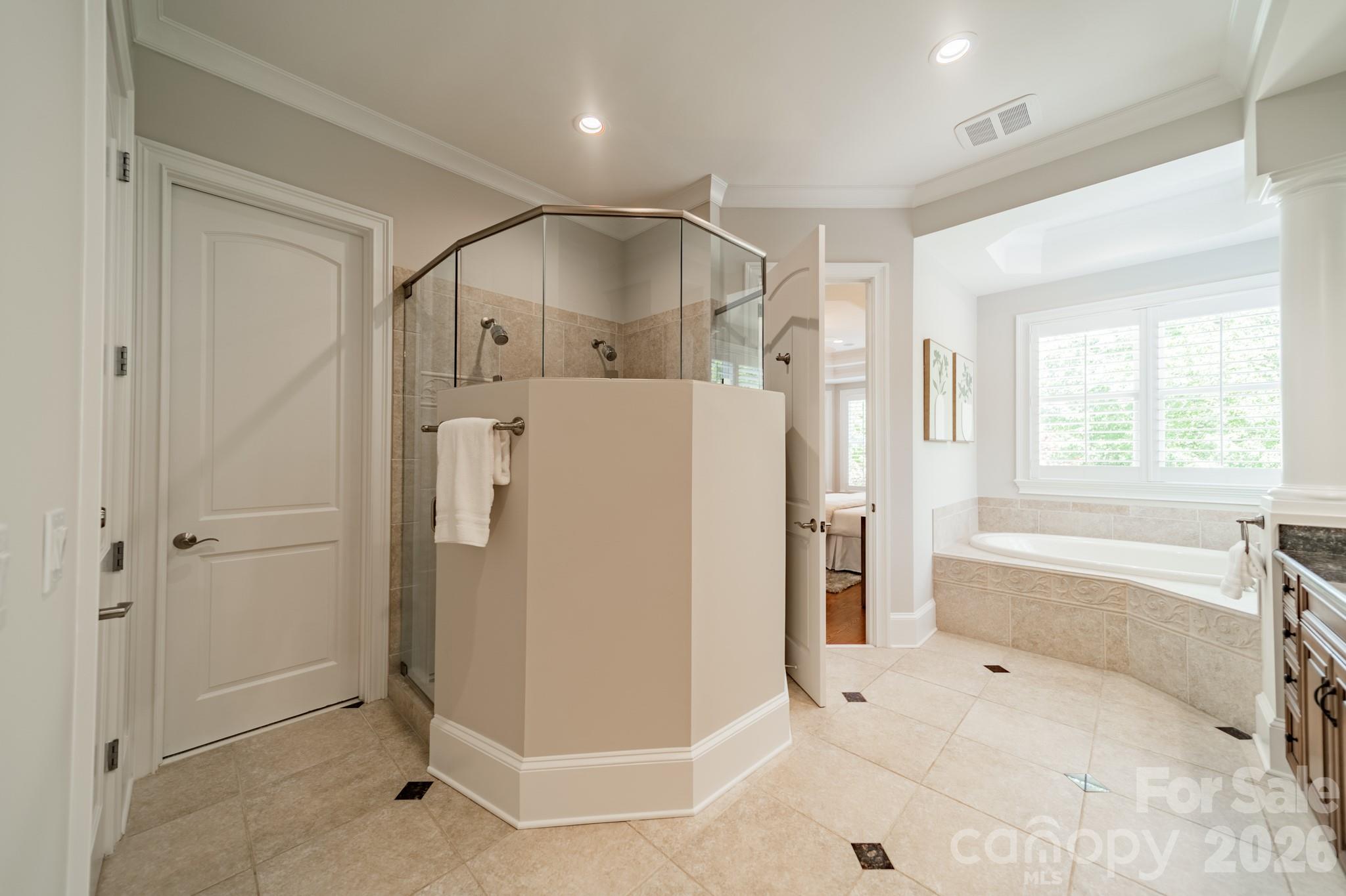106 Hadley Harbor Court Property Photo 12