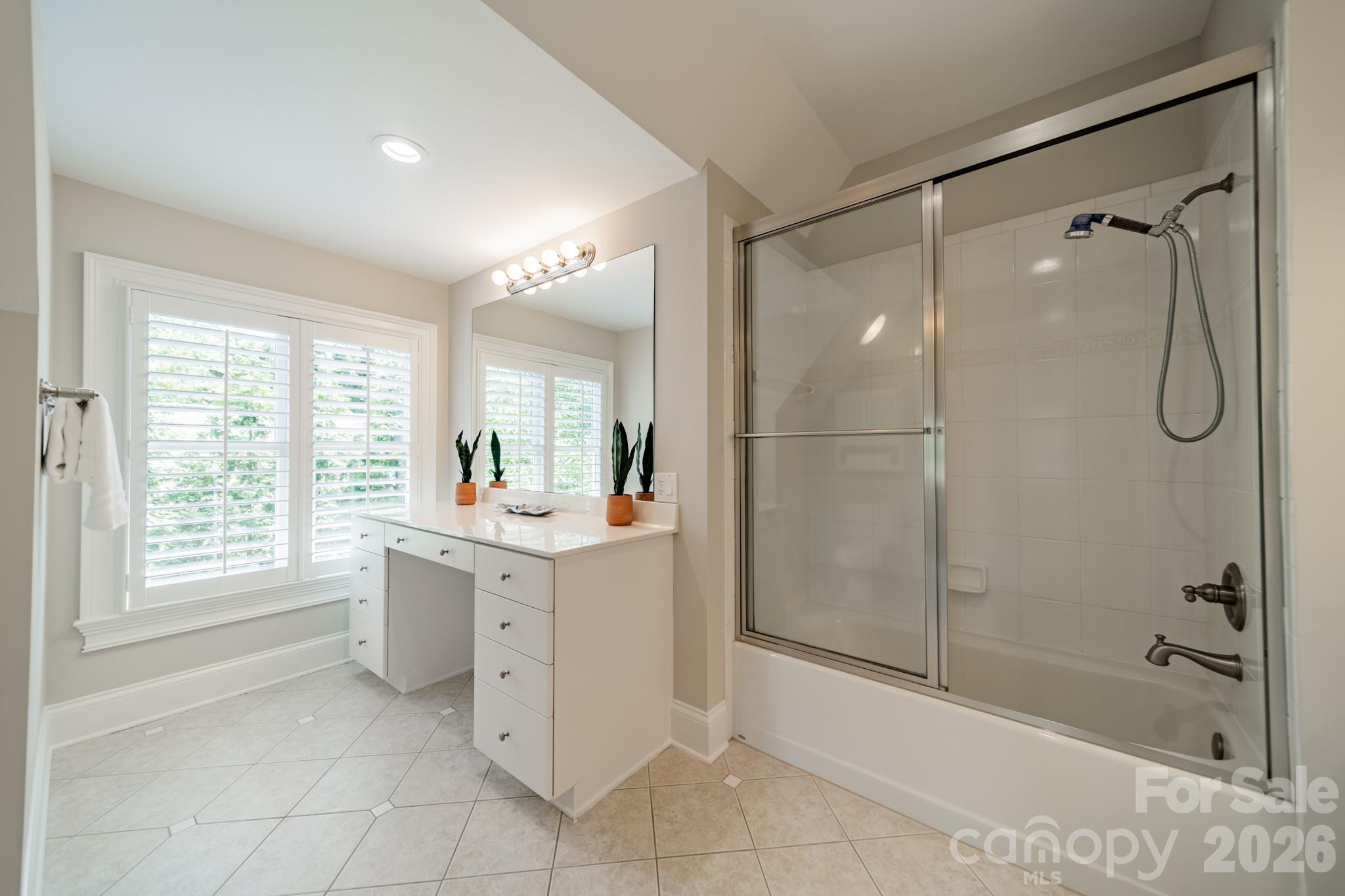 106 Hadley Harbor Court Property Photo 20