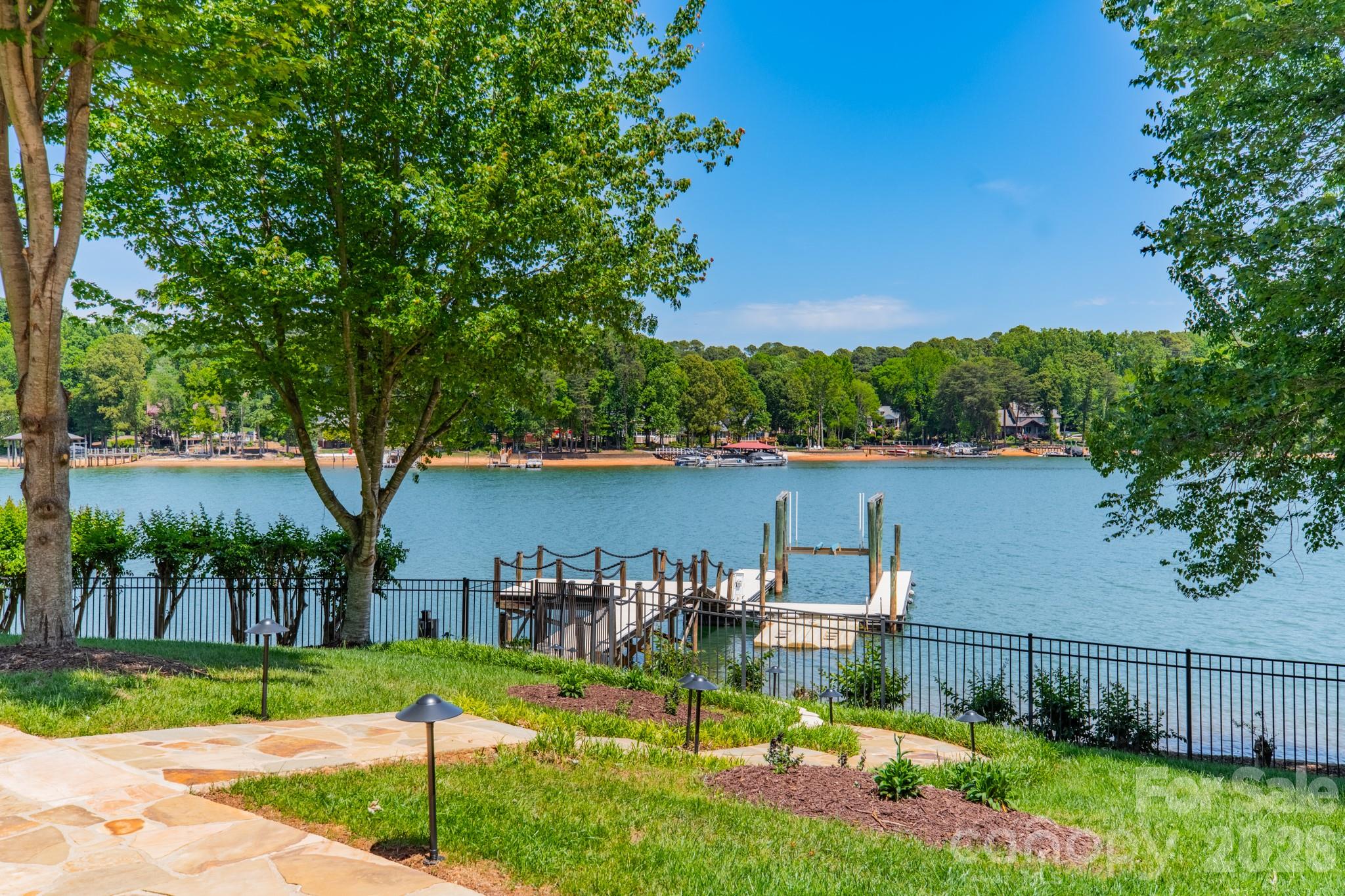 106 Hadley Harbor Court Property Photo 38