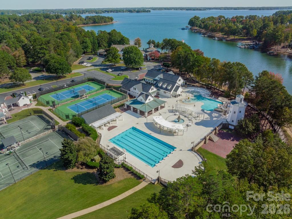 106 Hadley Harbor Court Property Photo 45