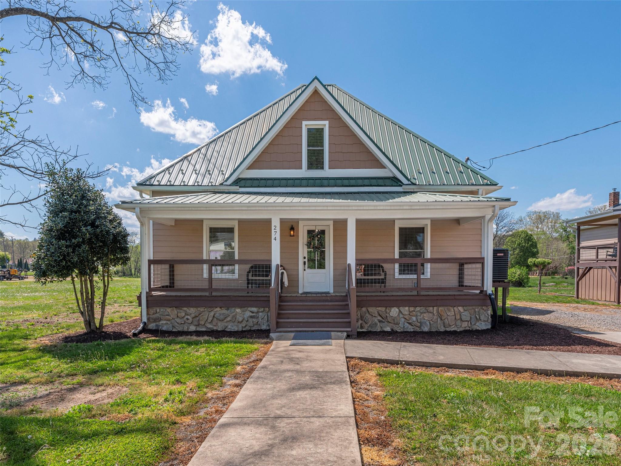 274 Charles Street Property Photo 2