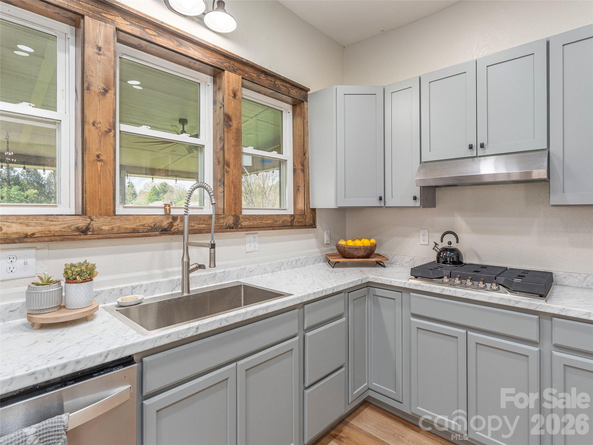 274 Charles Street Property Photo 10