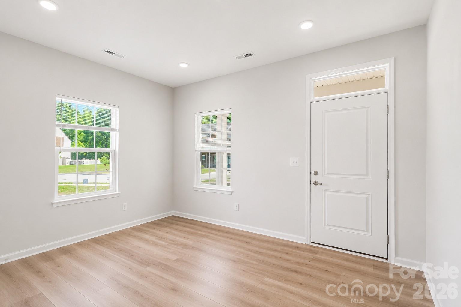 3243 Streamside Drive Property Photo 11