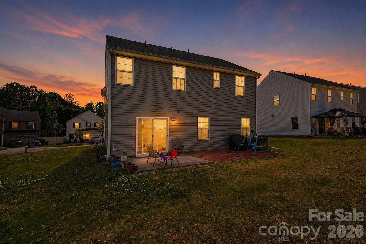 3243 Streamside Drive Property Photo 14