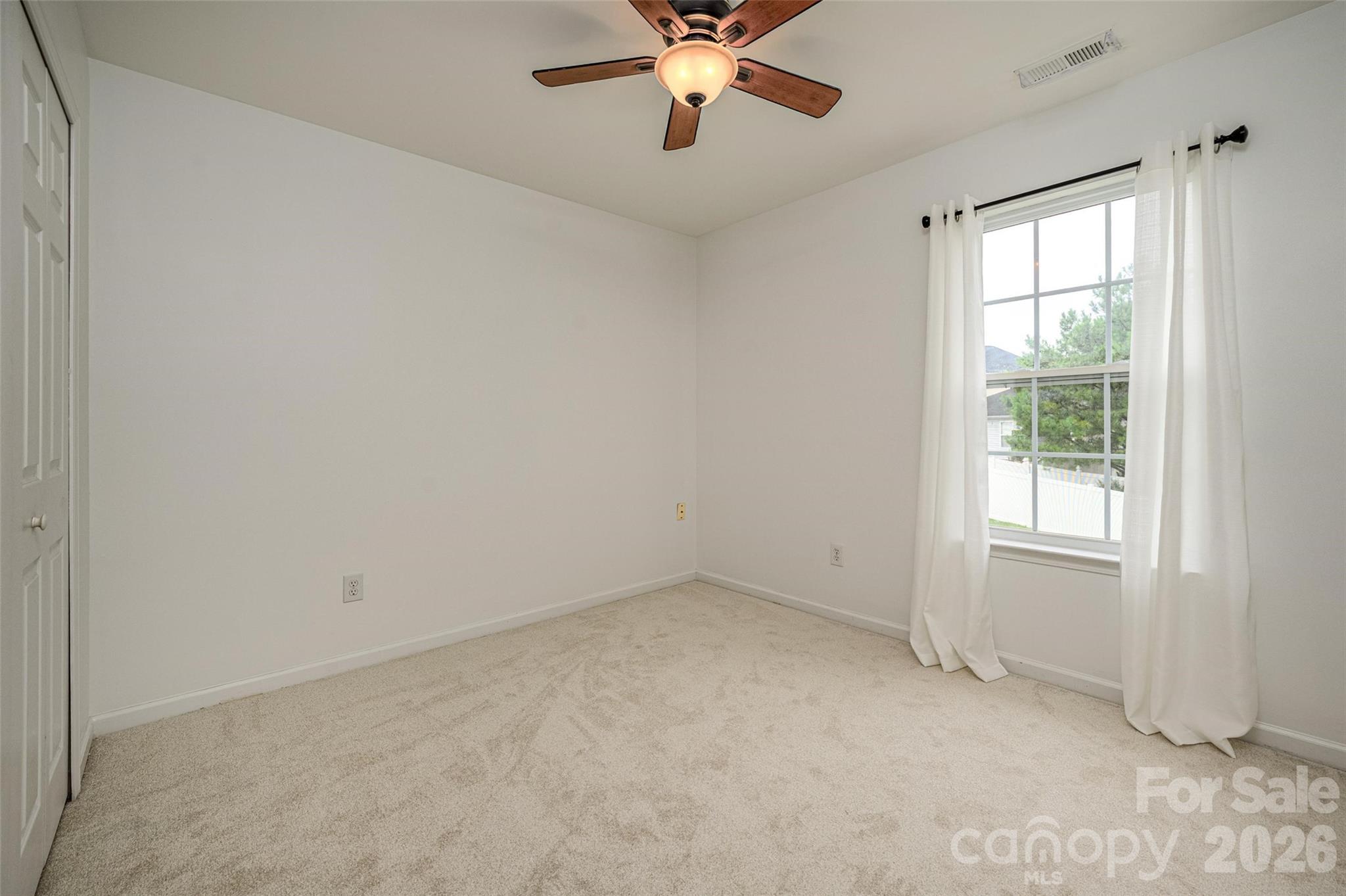 10809 Traders Court Property Photo 18