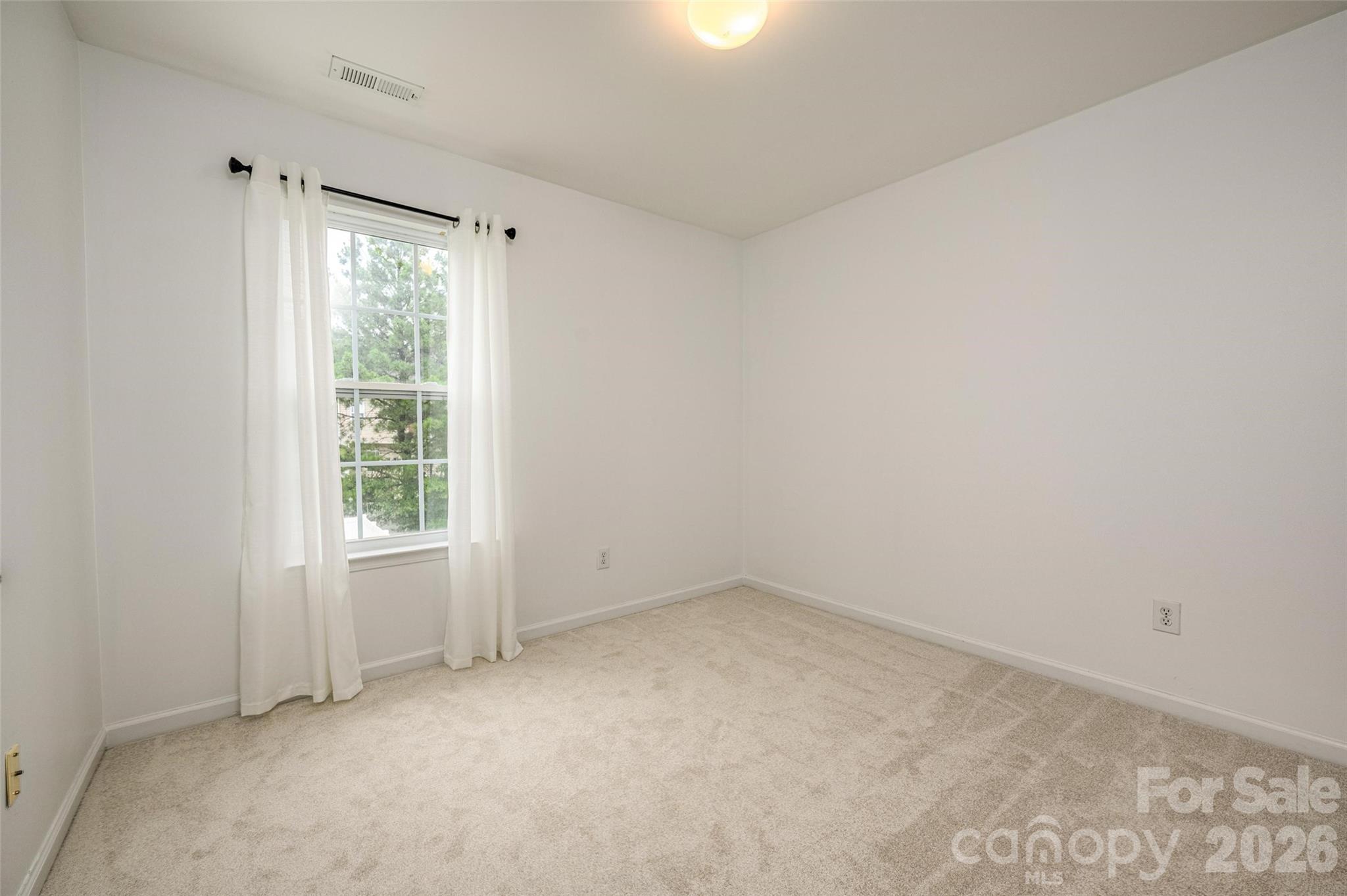 10809 Traders Court Property Photo 20