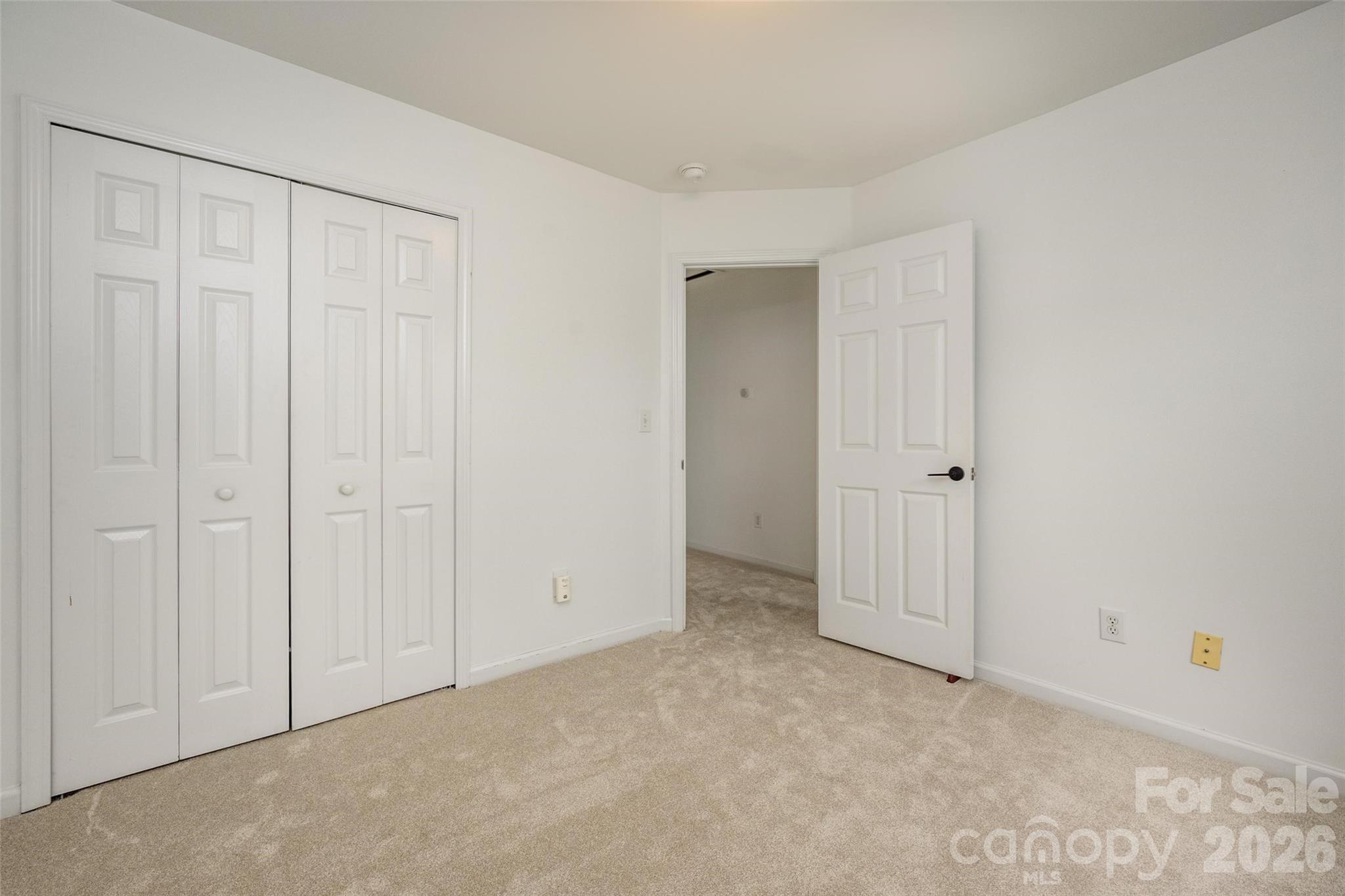 10809 Traders Court Property Photo 21