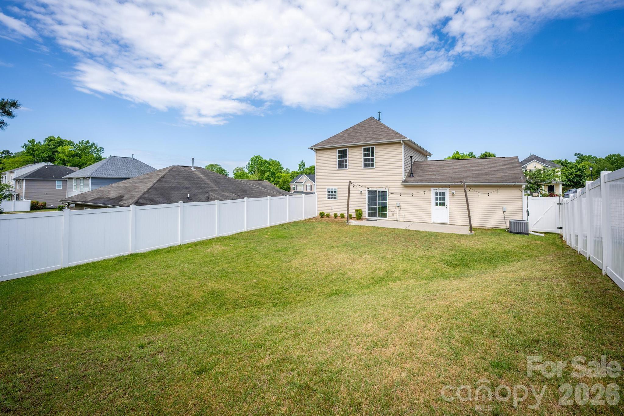 10809 Traders Court Property Photo 25
