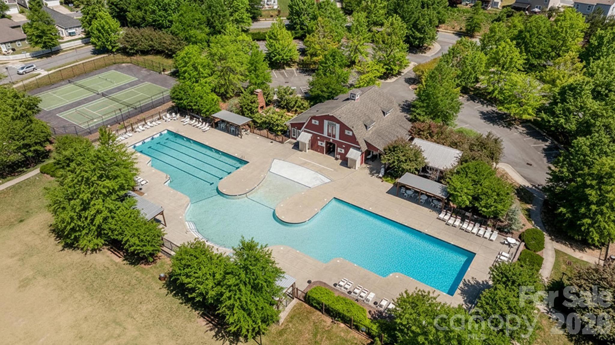 10809 Traders Court Property Photo 29