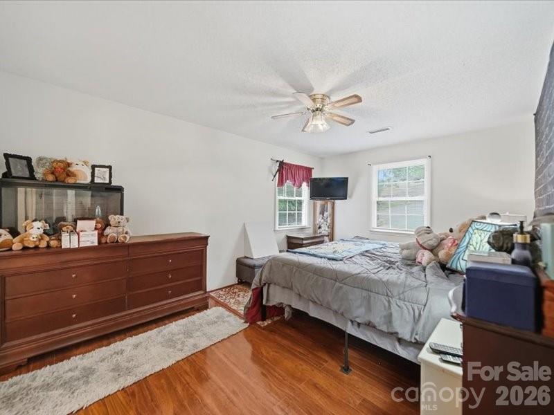 6 Woodland Circle Property Photo 21