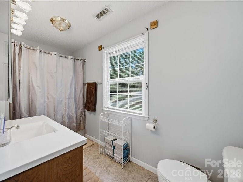 6 Woodland Circle Property Photo 22