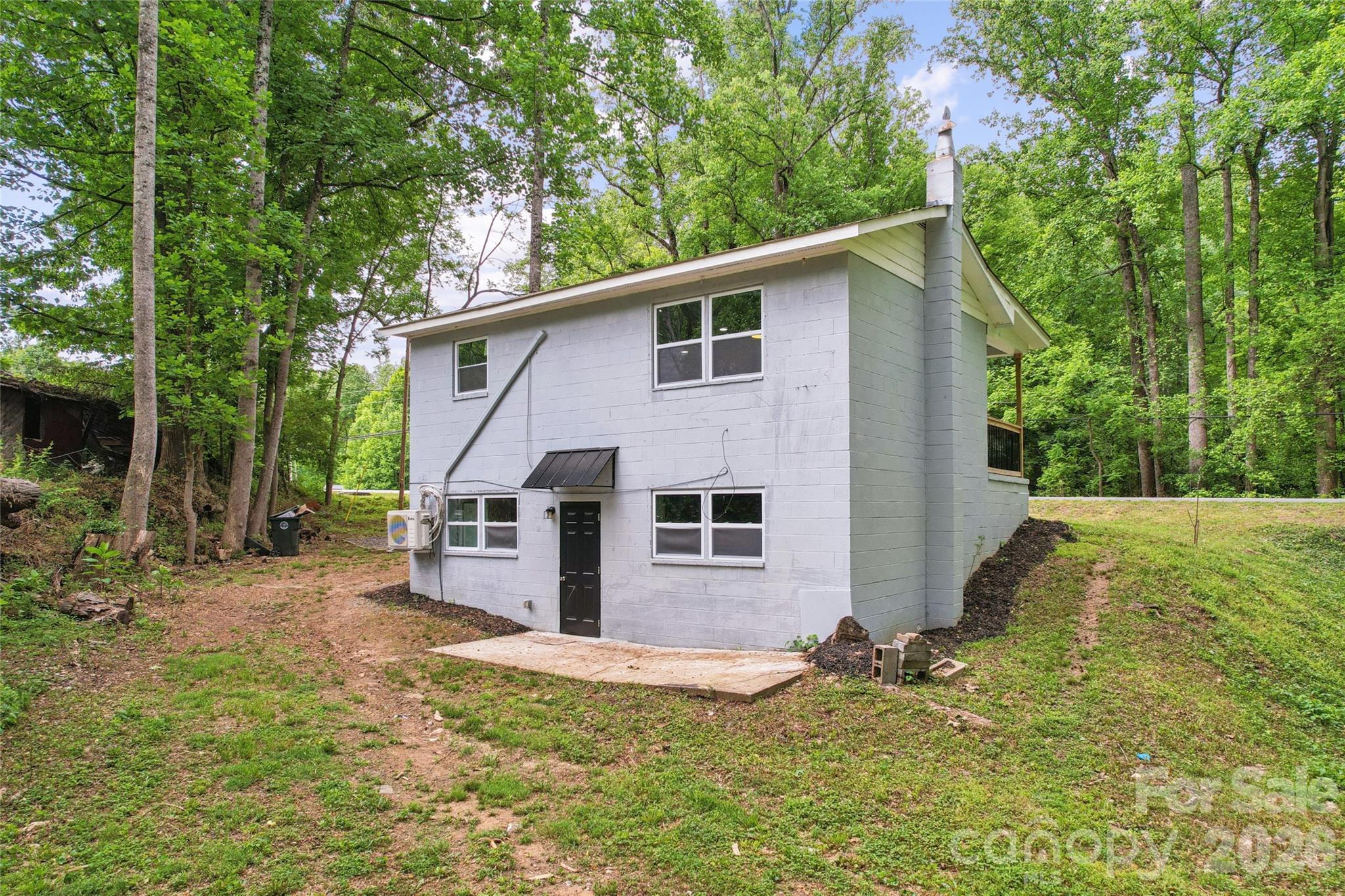 1014 N Mountain Street Property Photo 25