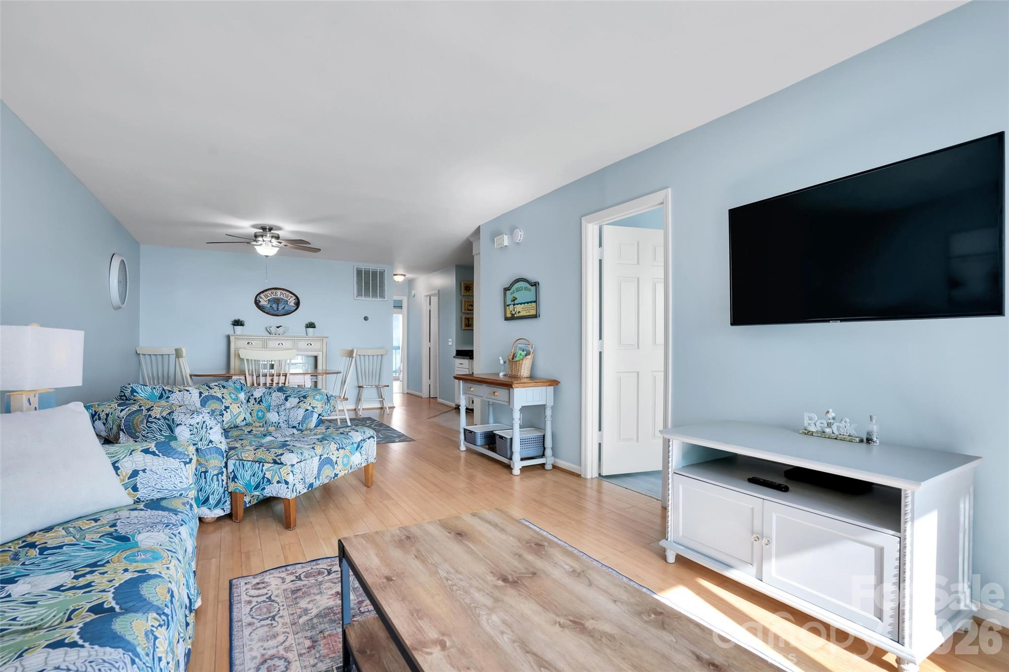 1013 Carolina Beach Avenue Property Photo 3
