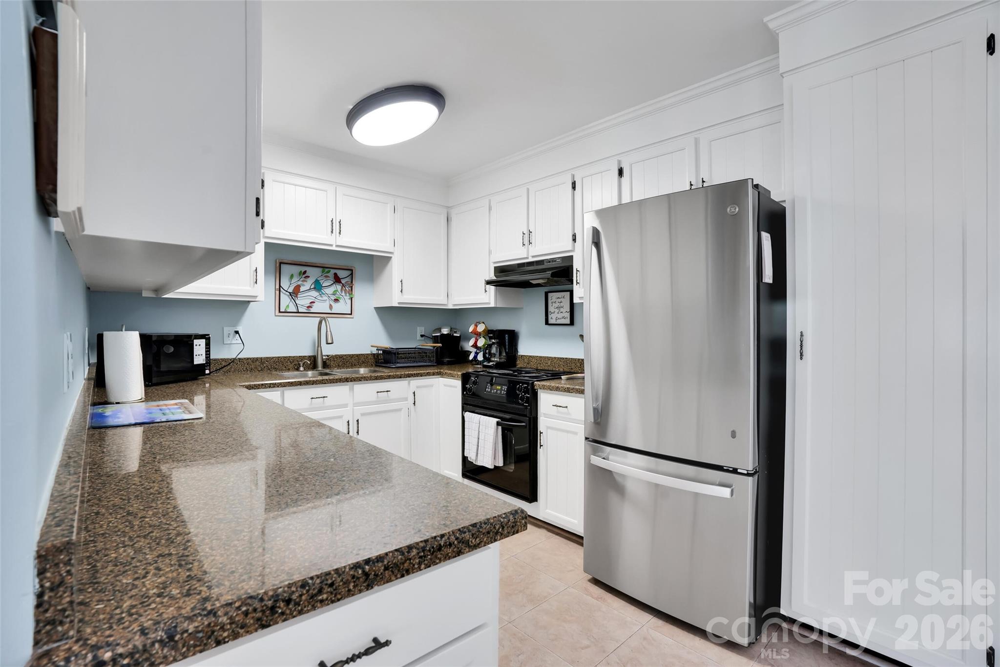 1013 Carolina Beach Avenue Property Photo 12