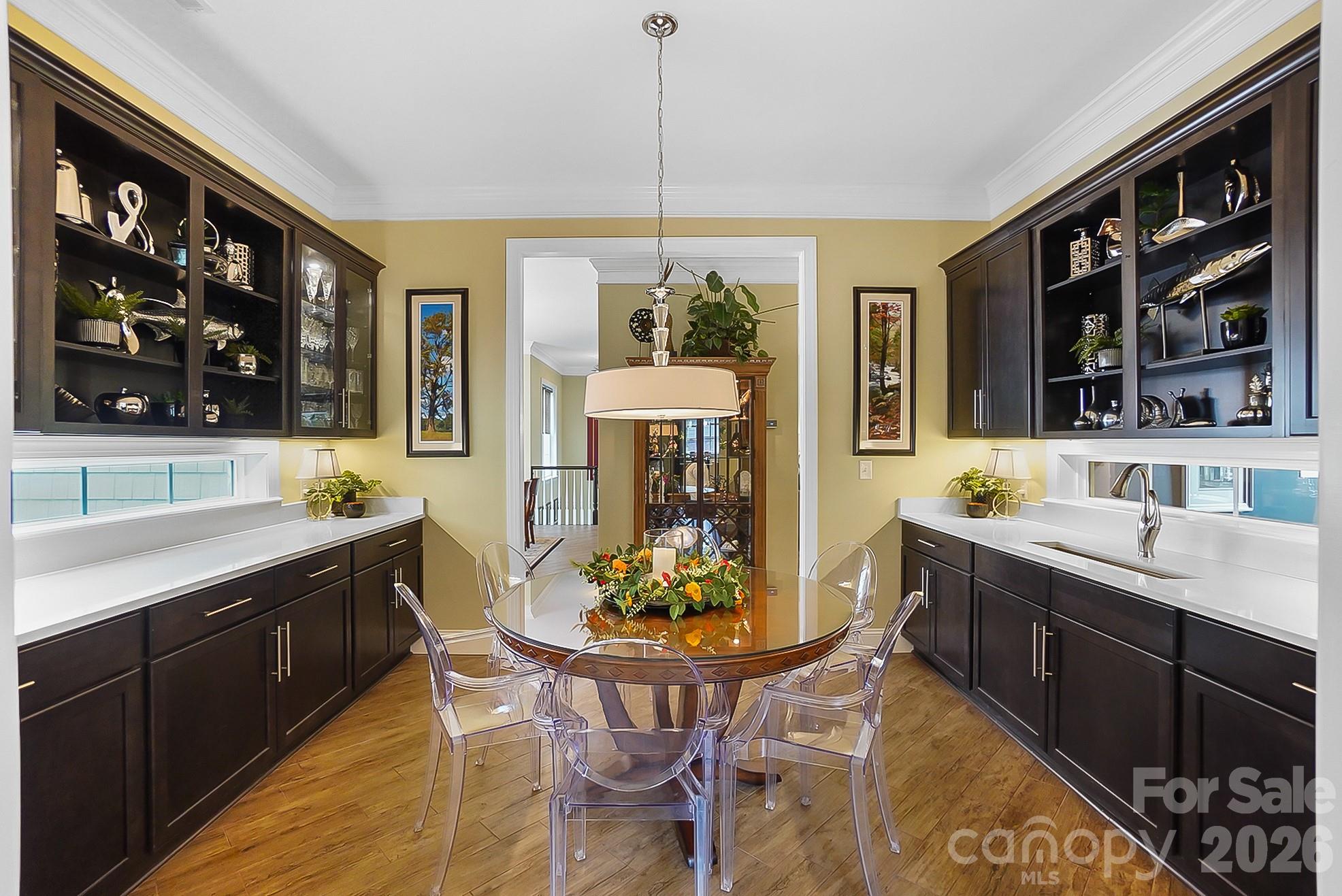 2354 Valelake Road Property Photo 11