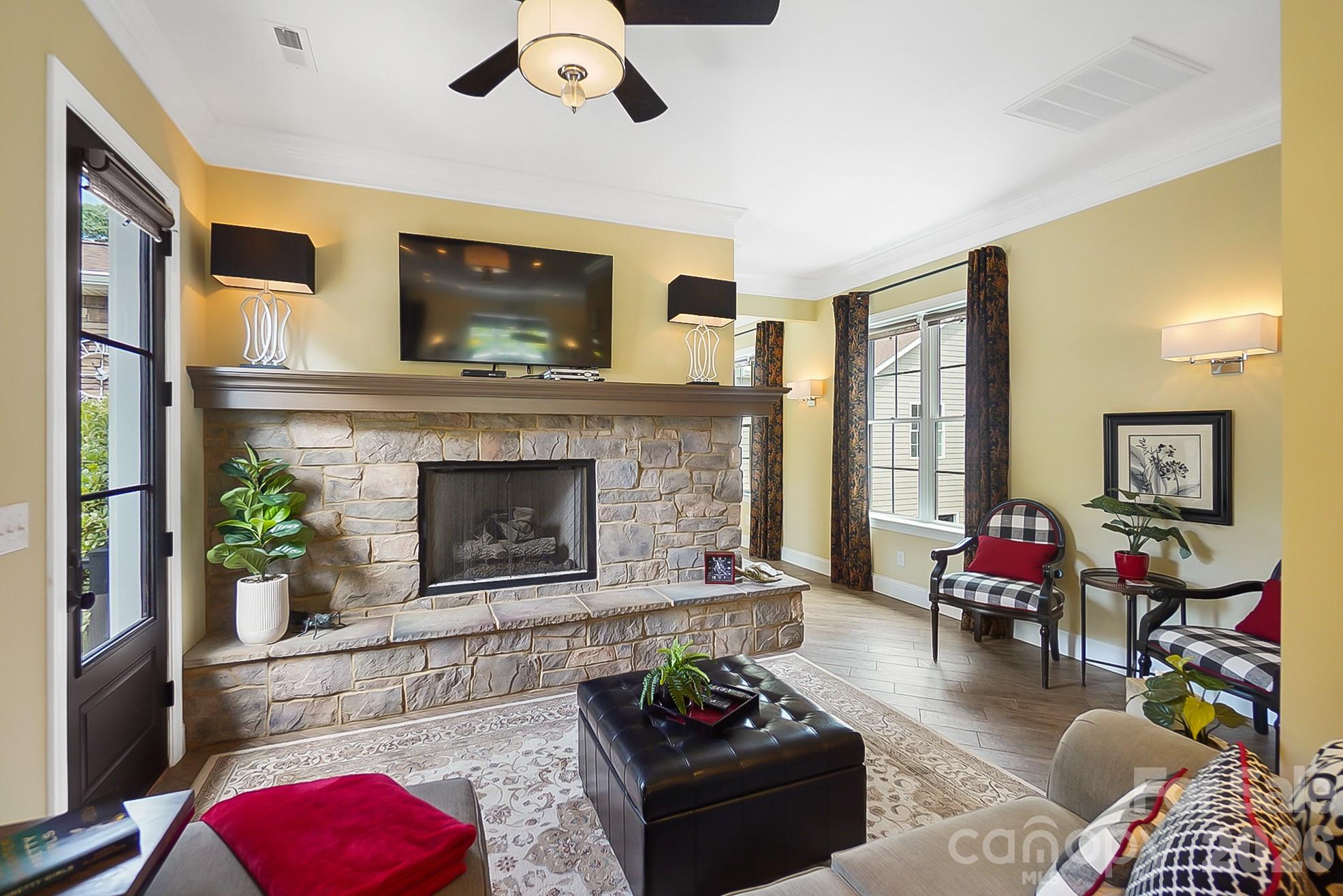 2354 Valelake Road Property Photo 16