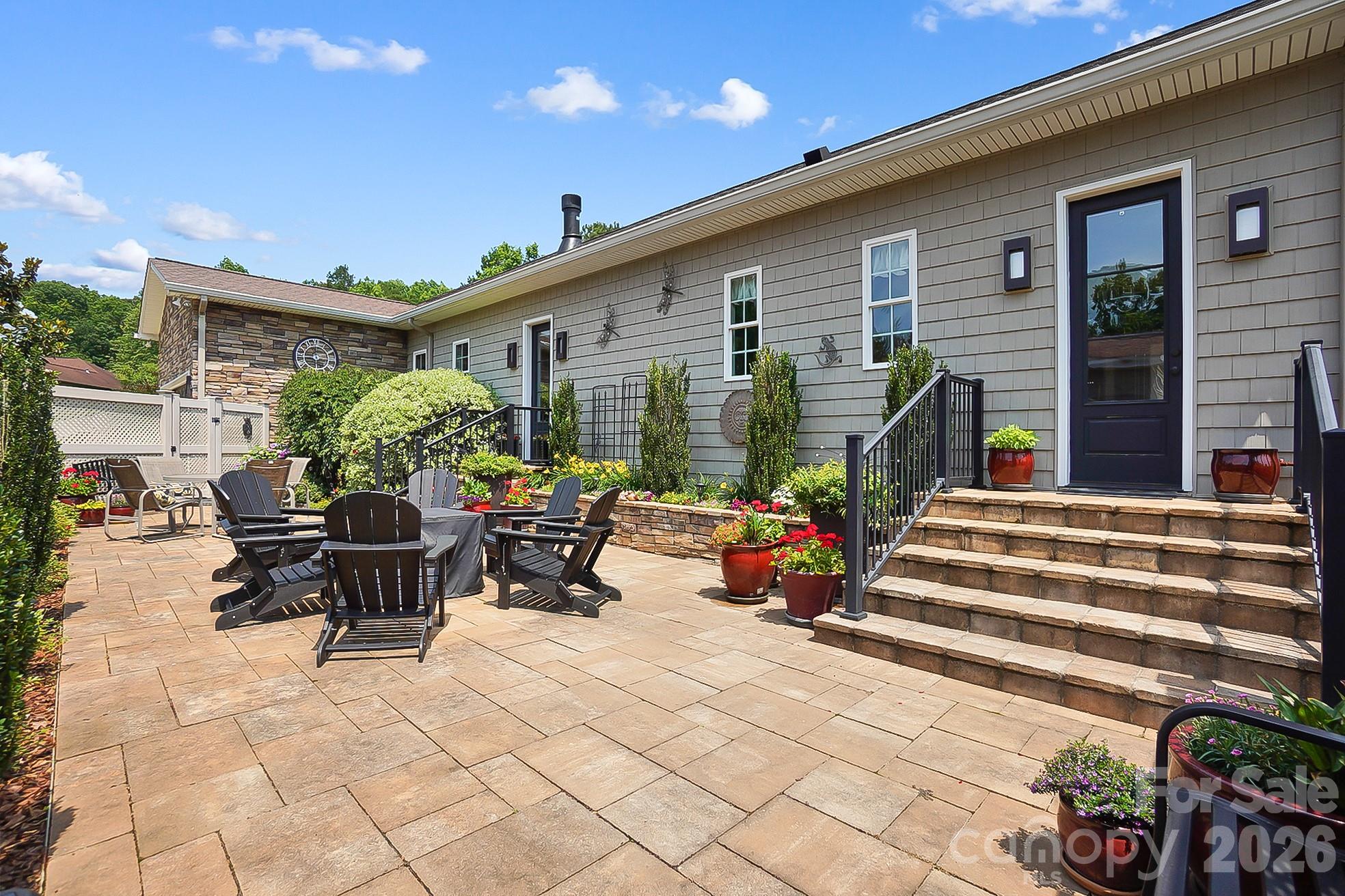 2354 Valelake Road Property Photo 34