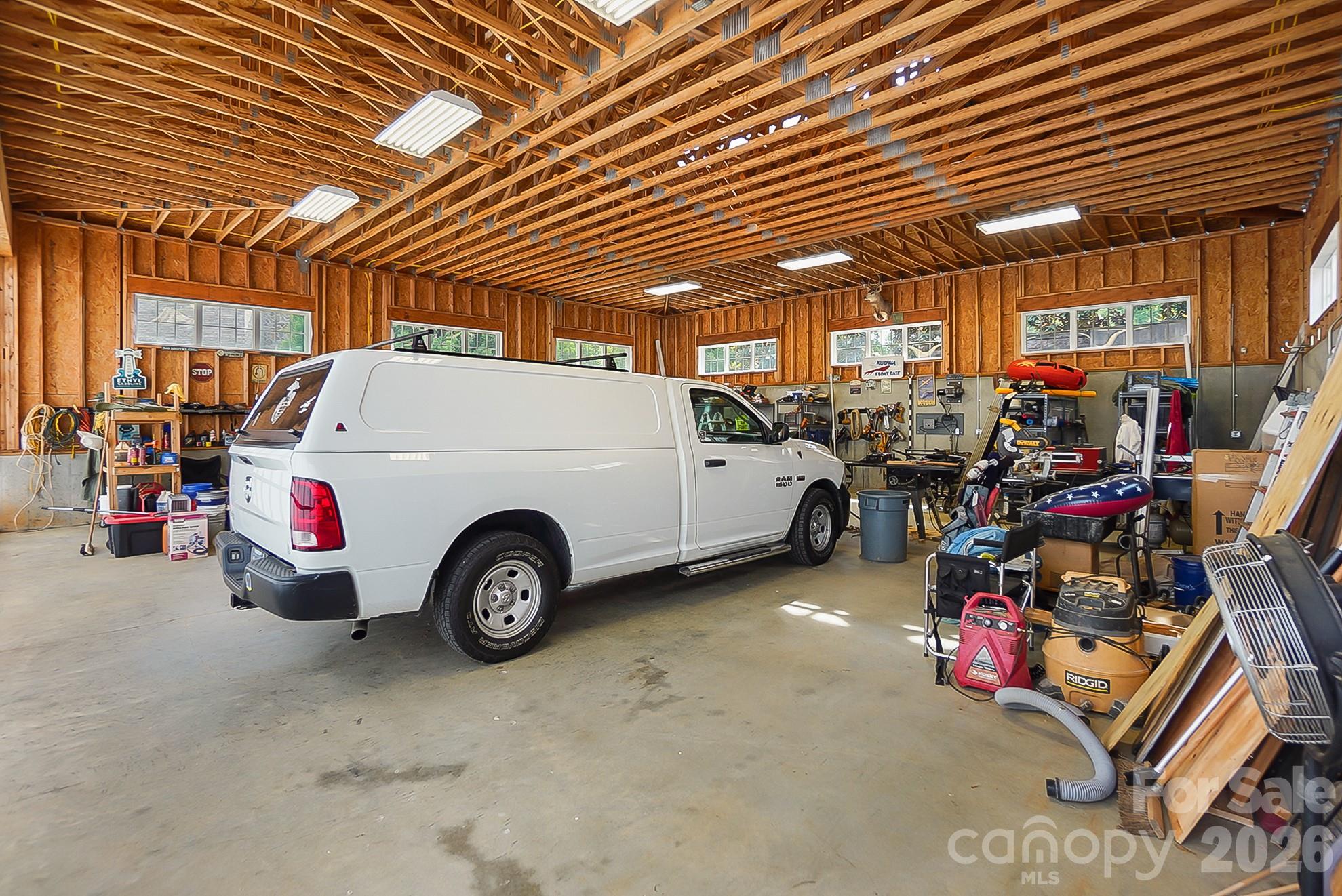 2354 Valelake Road Property Photo 38