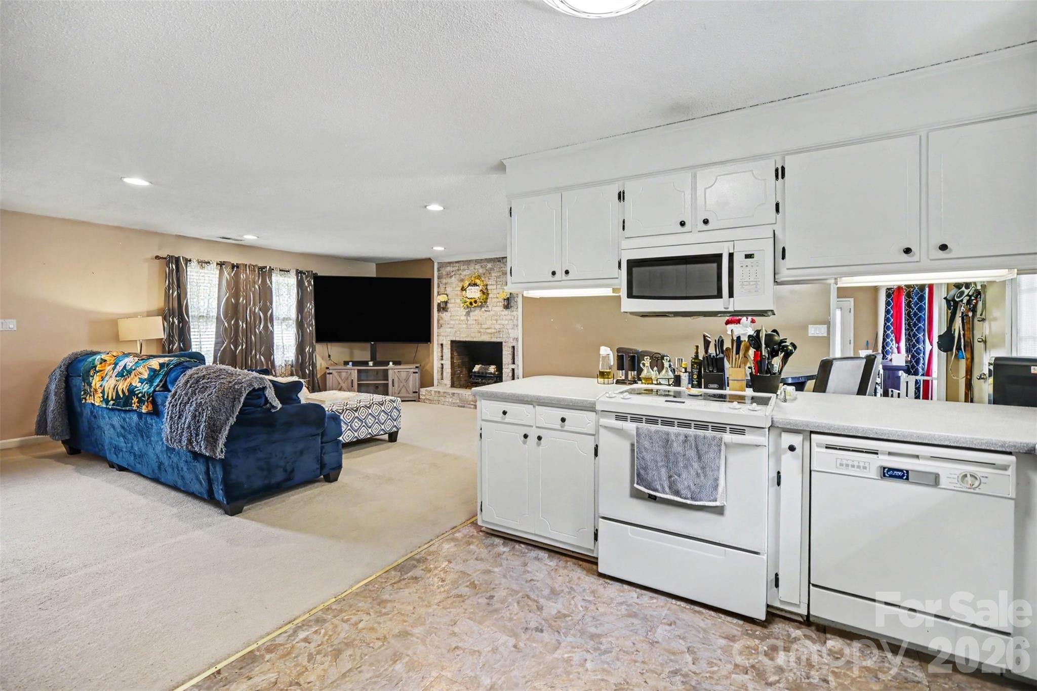 888 Sunbeam Drive Property Photo 11
