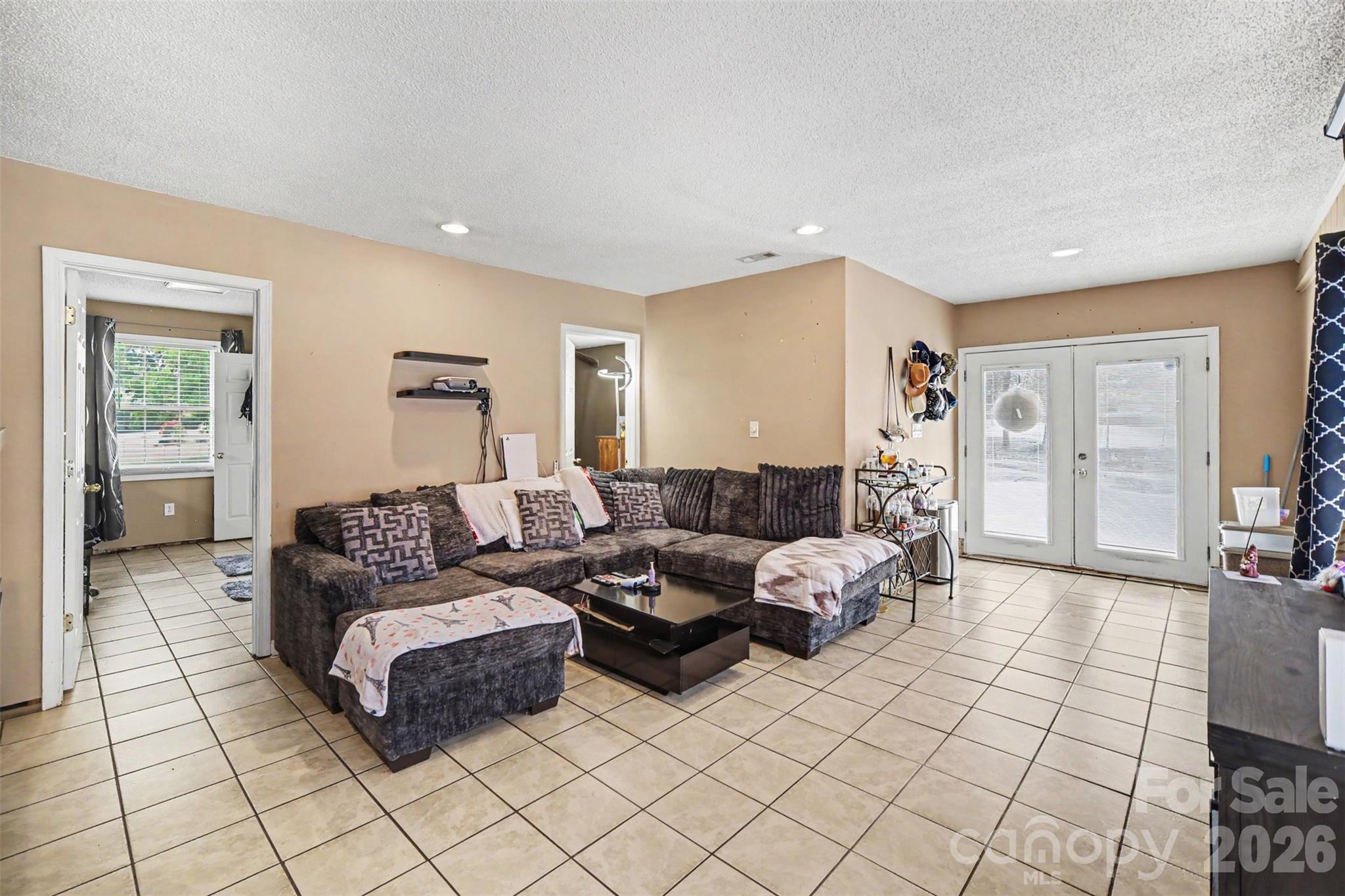 888 Sunbeam Drive Property Photo 13