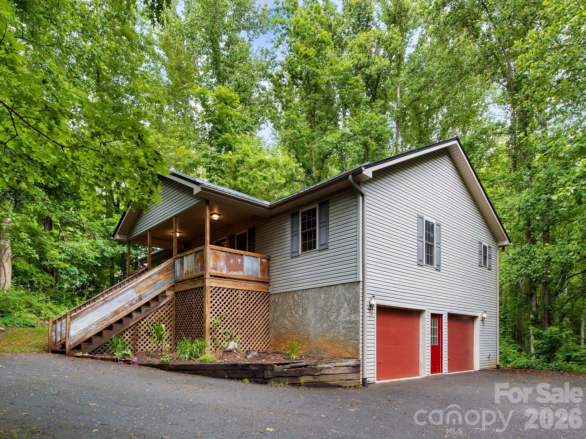 37 Leatherwood Drive 9 Property Photo 3