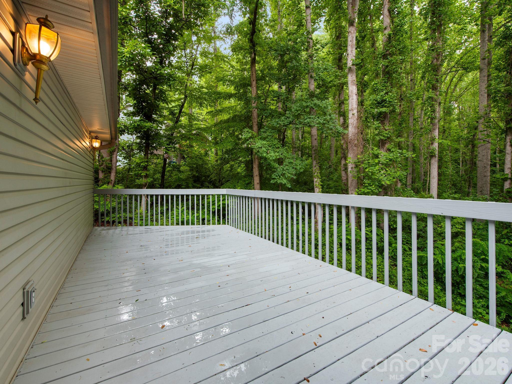 37 Leatherwood Drive 9 Property Photo 8