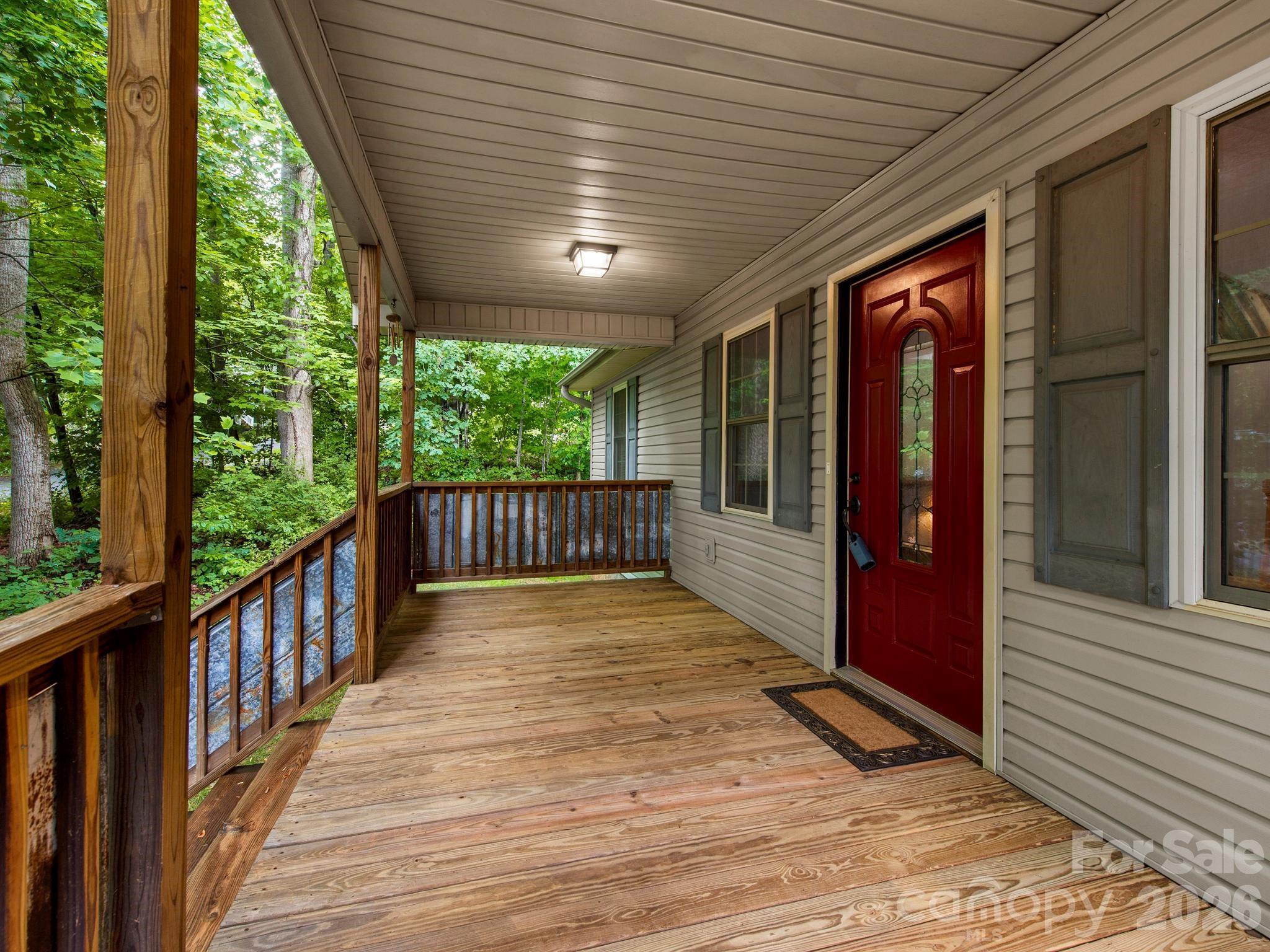 37 Leatherwood Drive 9 Property Photo 10