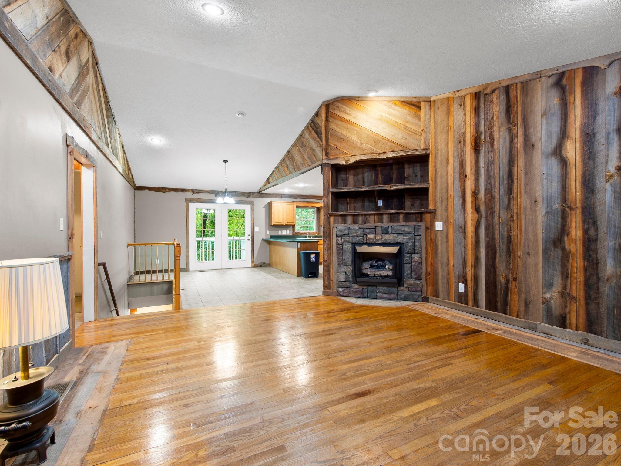 37 Leatherwood Drive 9 Property Photo 11
