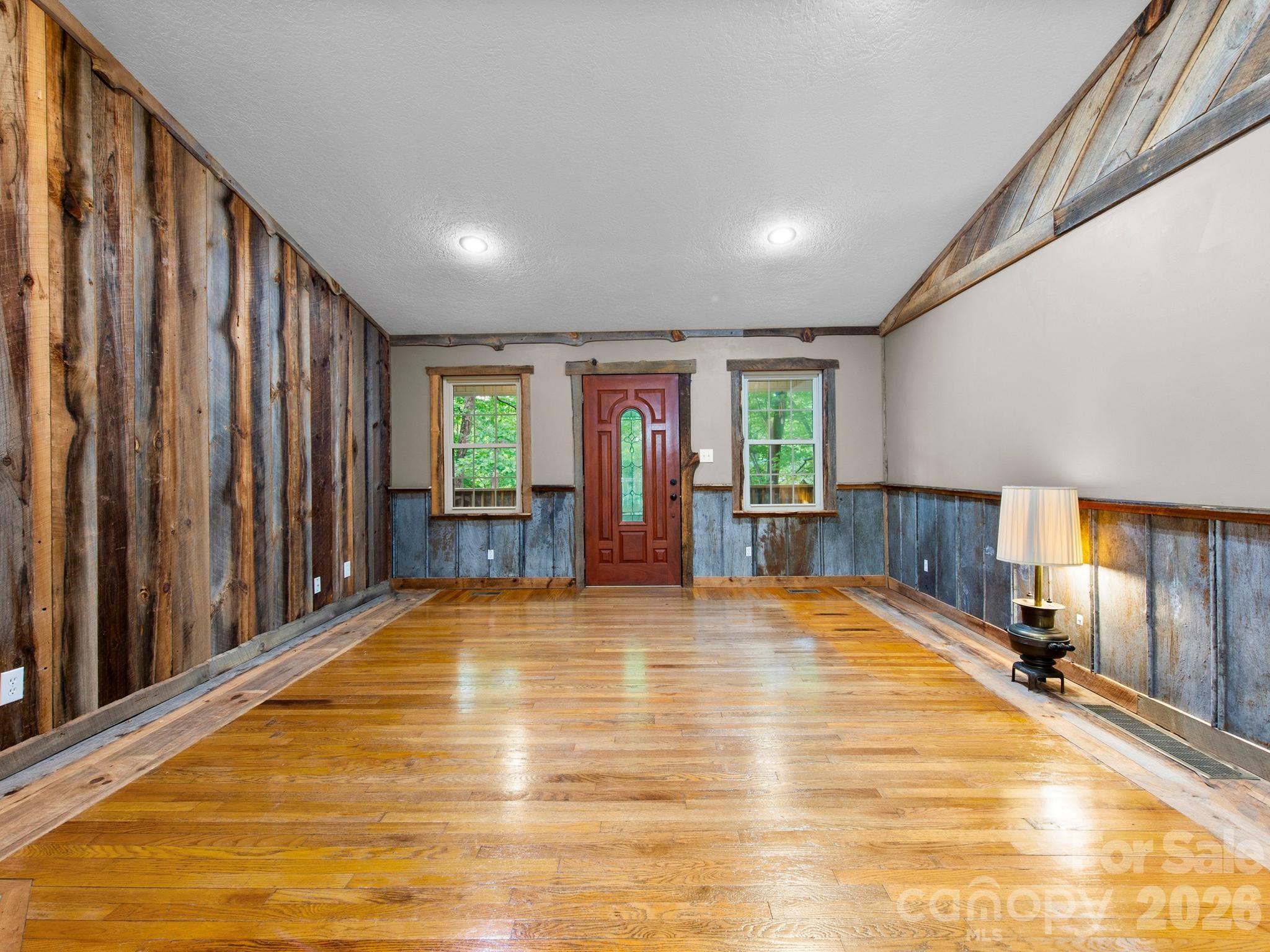 37 Leatherwood Drive 9 Property Photo 12