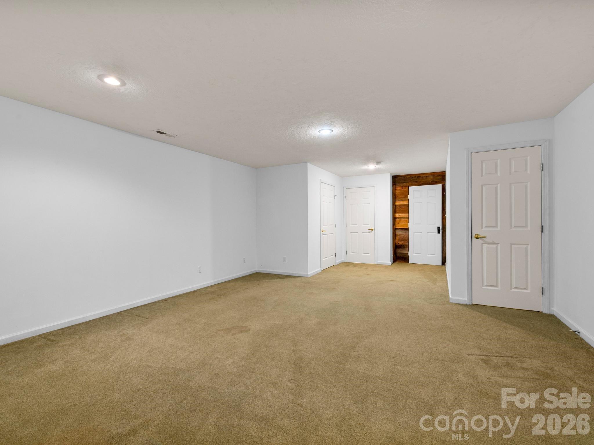37 Leatherwood Drive 9 Property Photo 33