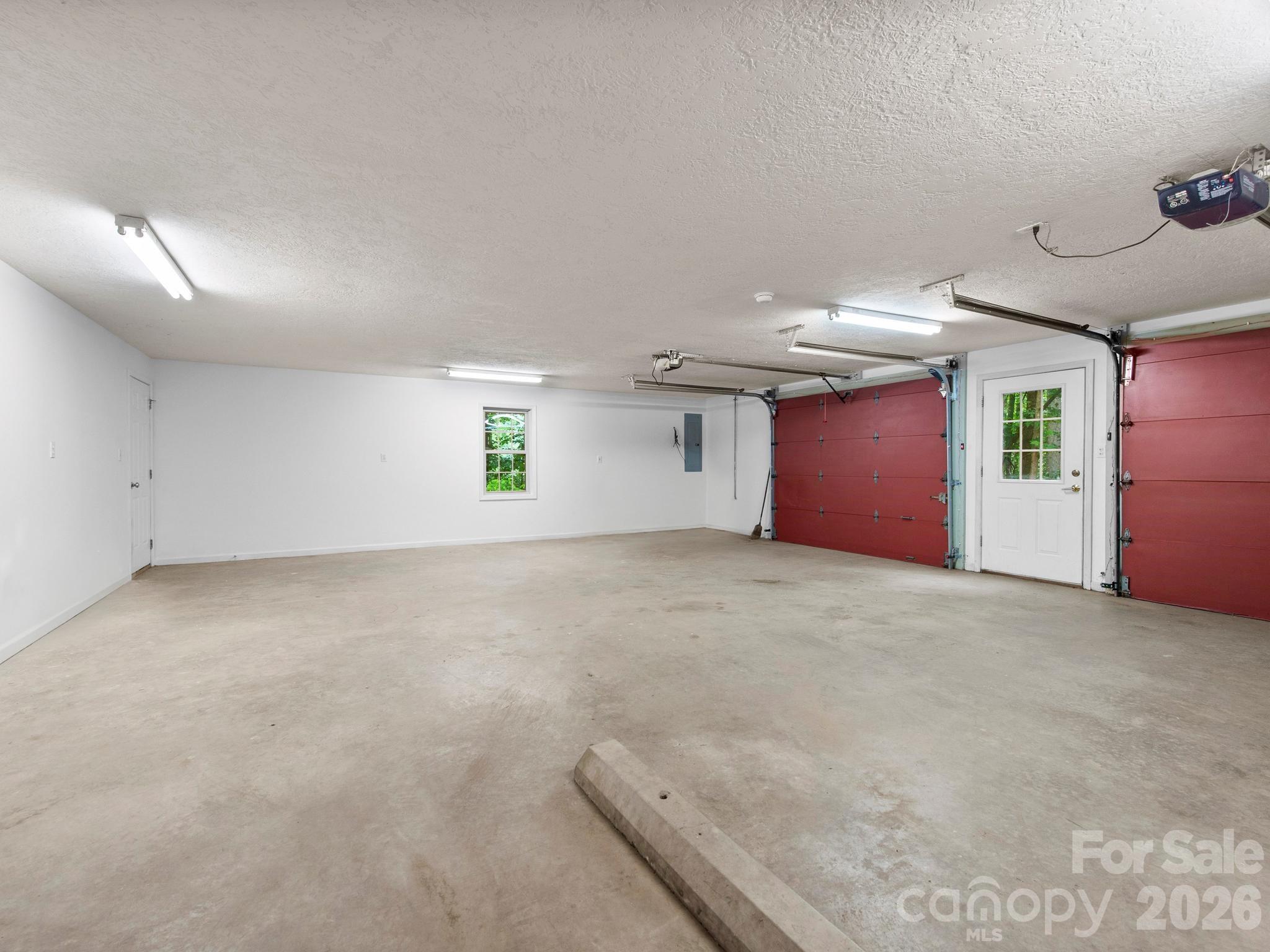 37 Leatherwood Drive 9 Property Photo 34