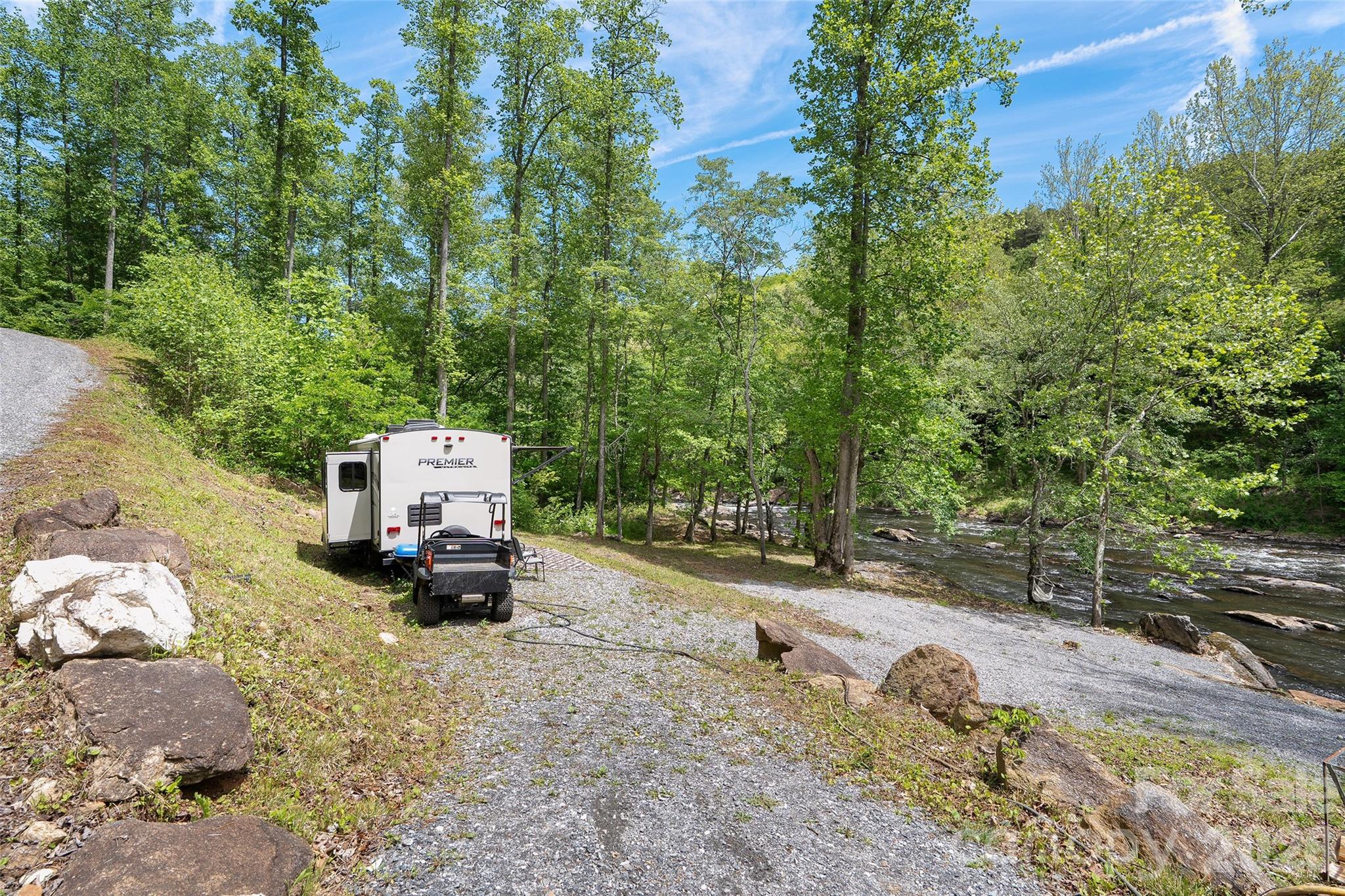 788 Cowee Tunnel Road Property Photo 14
