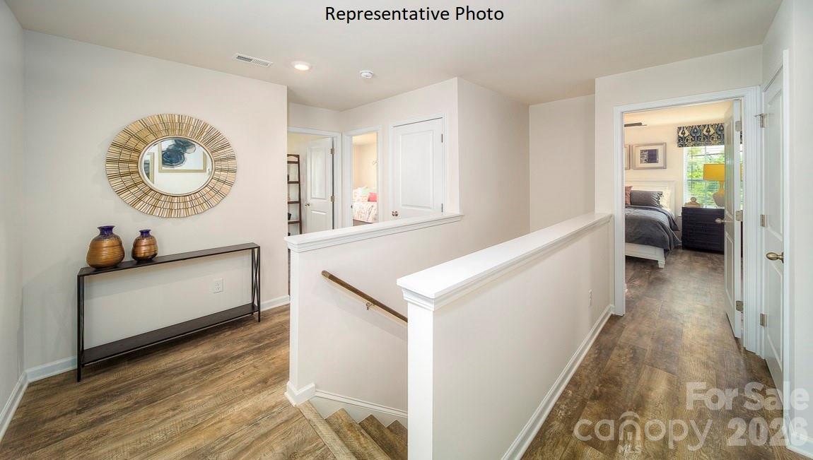 1371 Mammoth Road Property Photo 16