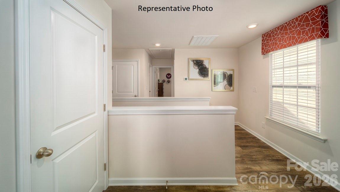 1371 Mammoth Road Property Photo 17