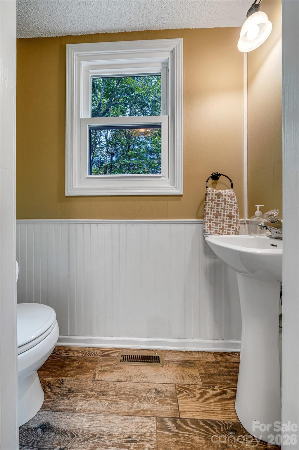 18 Tarragon Place Property Photo 22