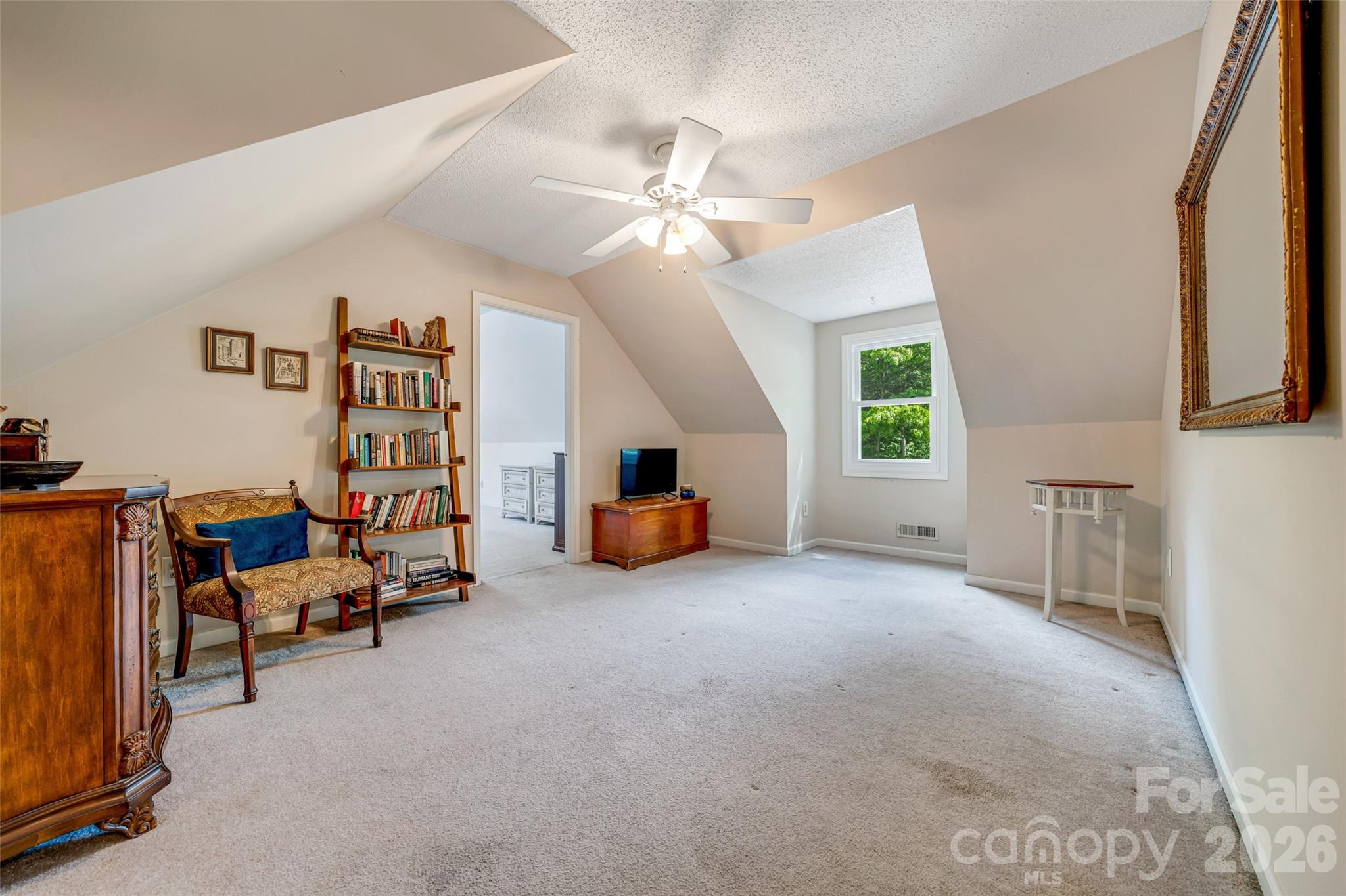 18 Tarragon Place Property Photo 27
